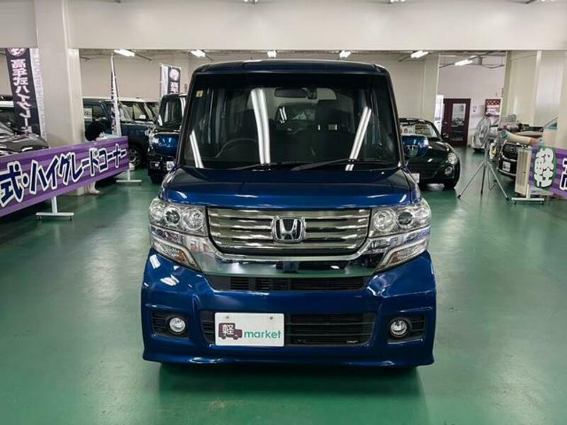 N BOX CUSTOM