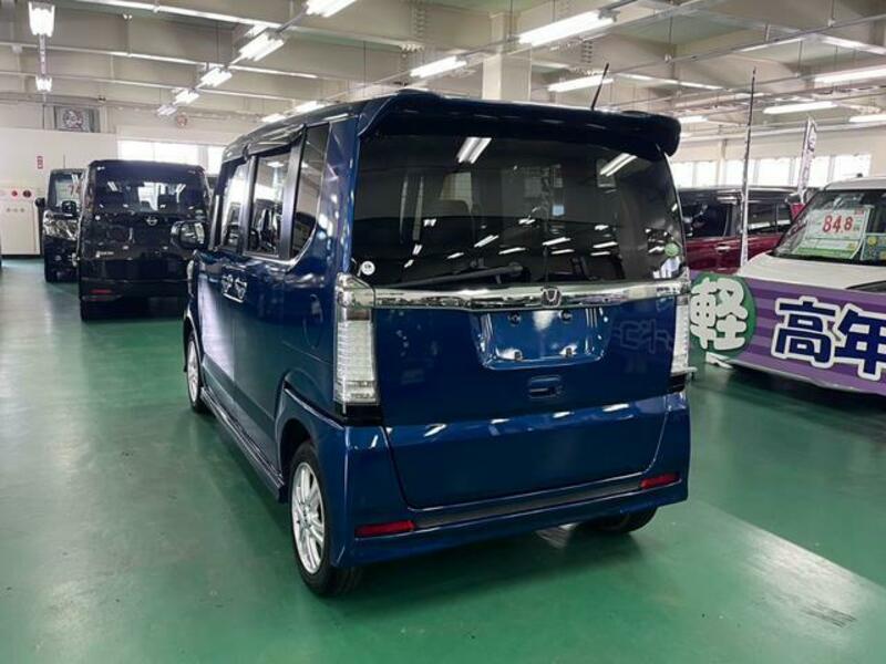 N BOX CUSTOM