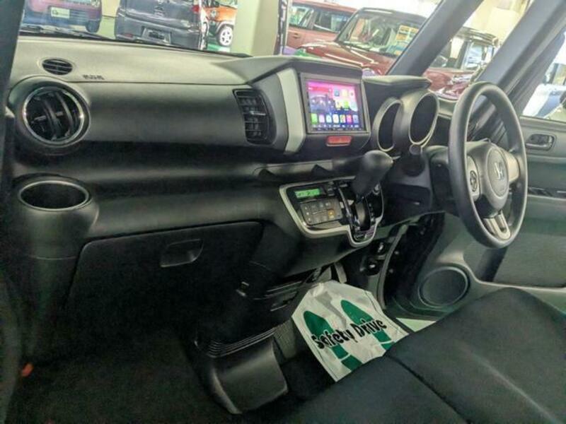 N BOX