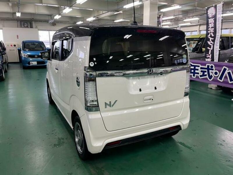 N BOX SLASH