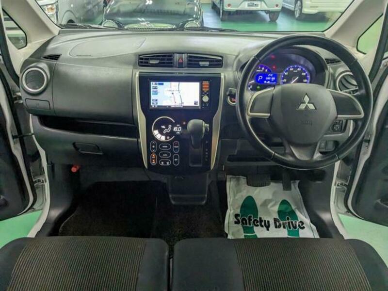 EK CUSTOM