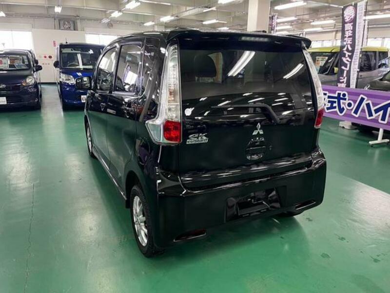 EK CUSTOM