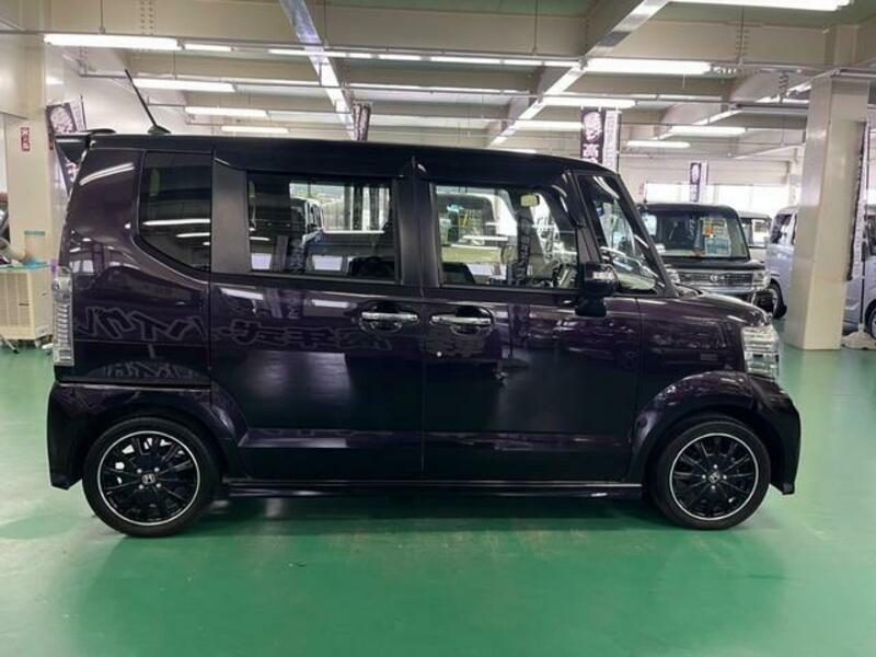 N BOX CUSTOM