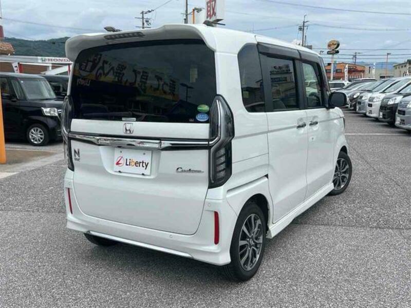 N BOX CUSTOM