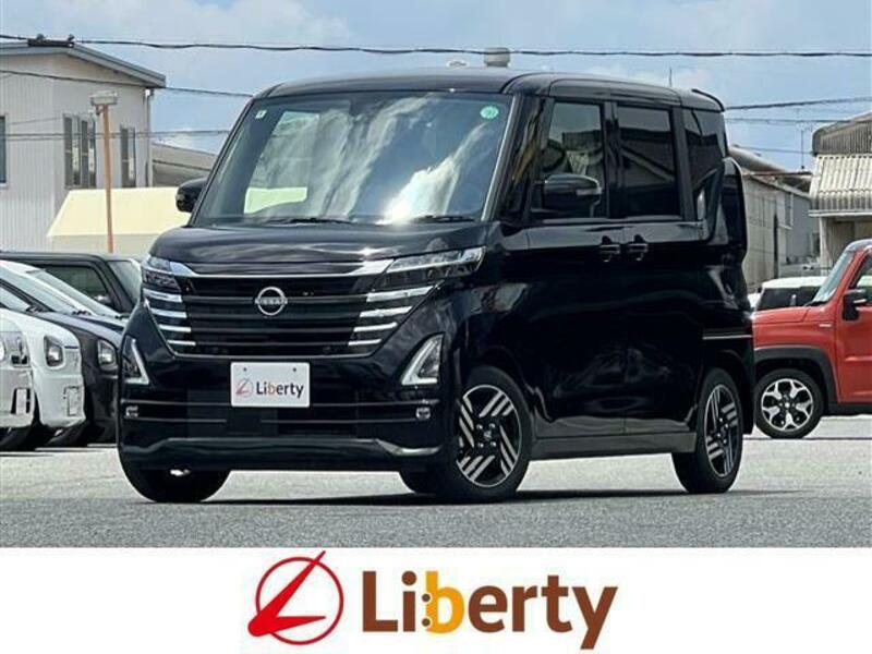 NISSAN ROOX