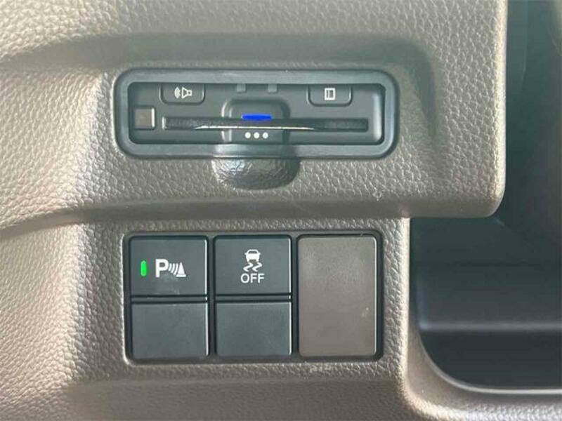 N BOX