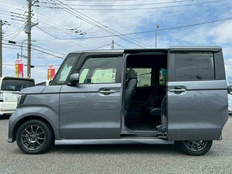 N BOX CUSTOM