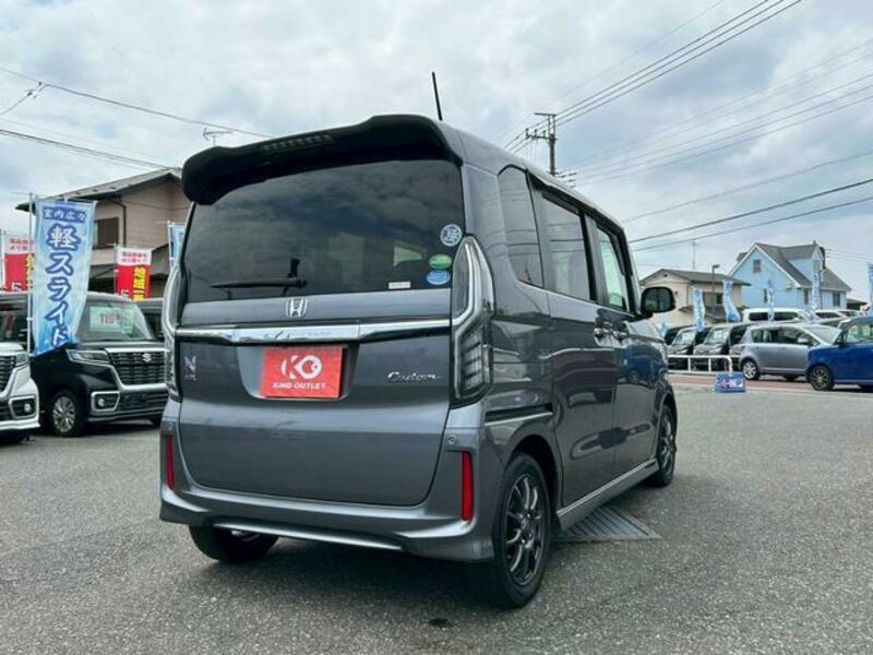 N BOX CUSTOM