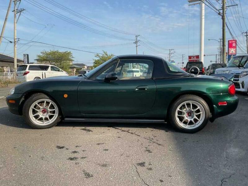 ROADSTER
