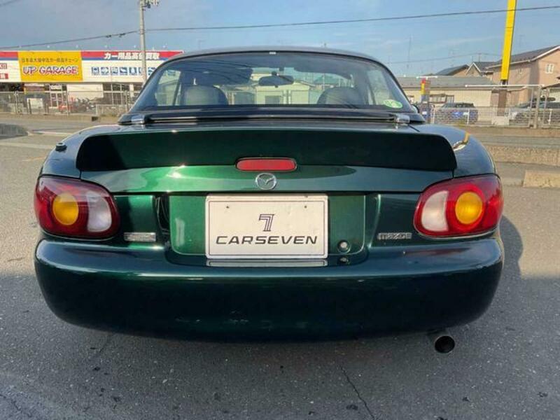 ROADSTER