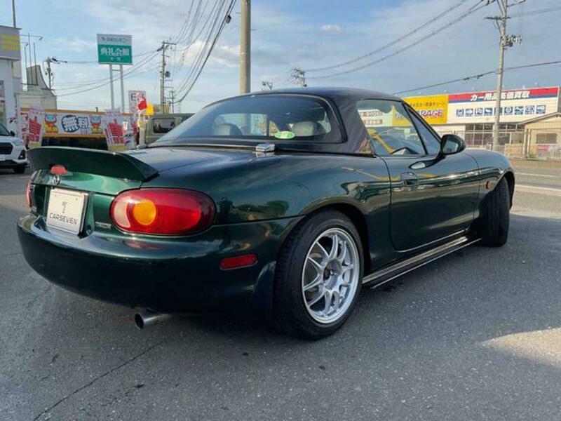 ROADSTER