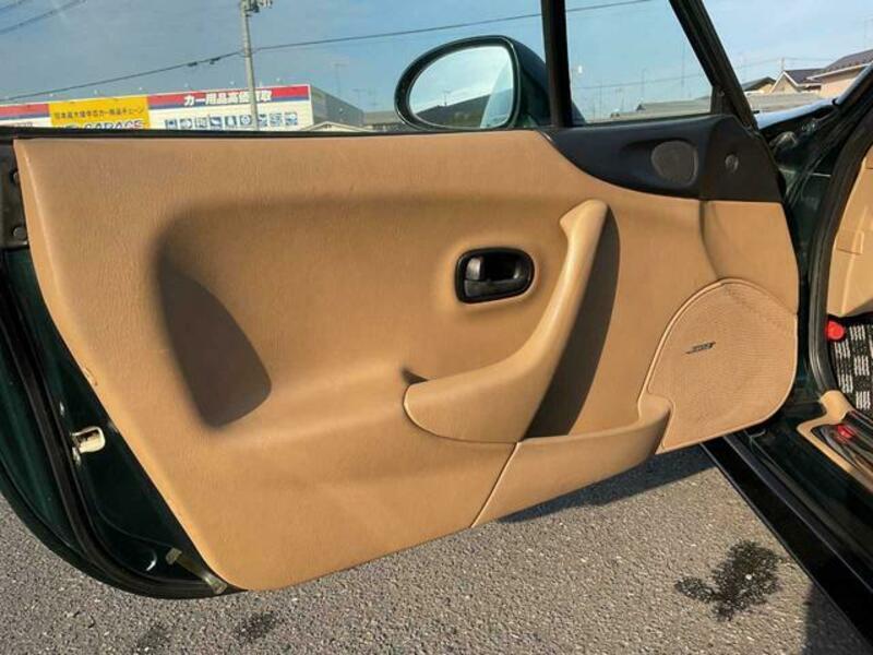 ROADSTER