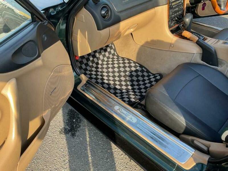 ROADSTER