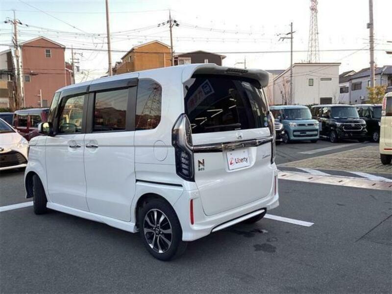 N BOX CUSTOM