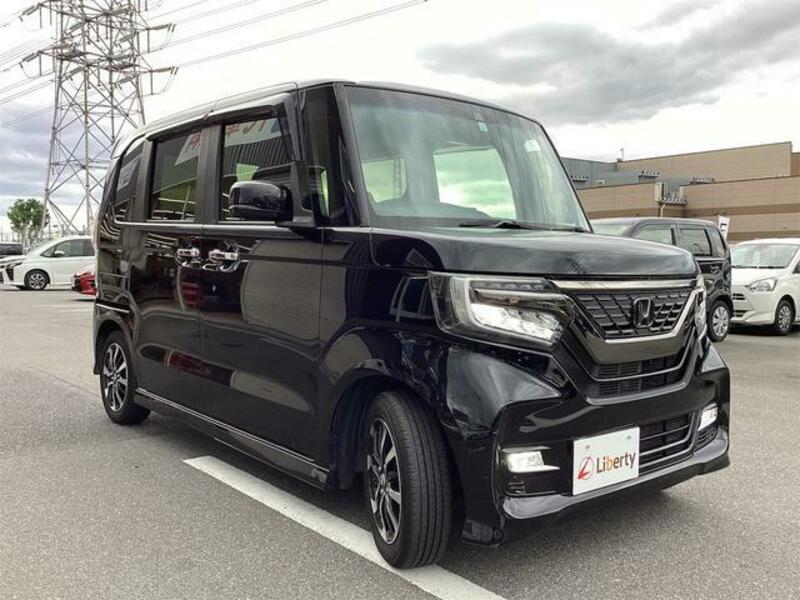 N BOX CUSTOM