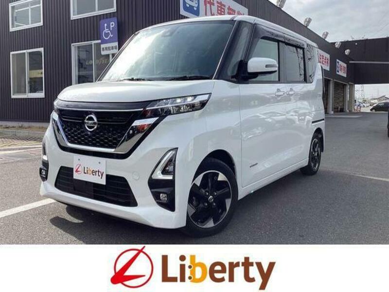 NISSAN ROOX