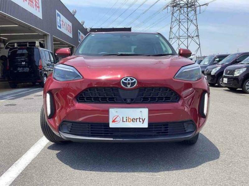 YARIS CROSS