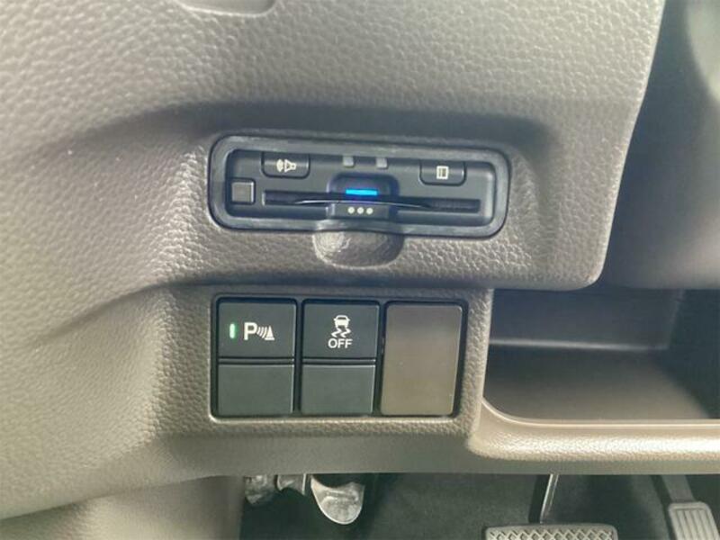 N BOX
