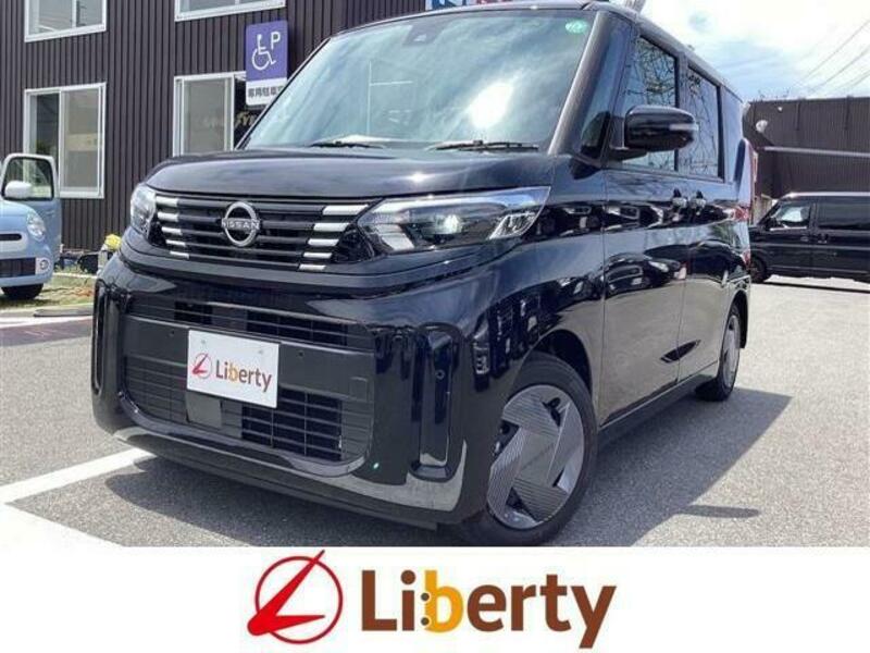 NISSAN ROOX