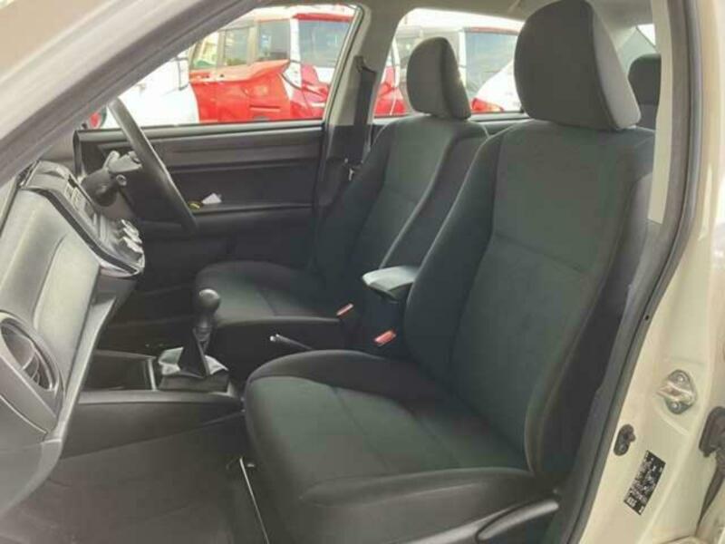 COROLLA AXIO