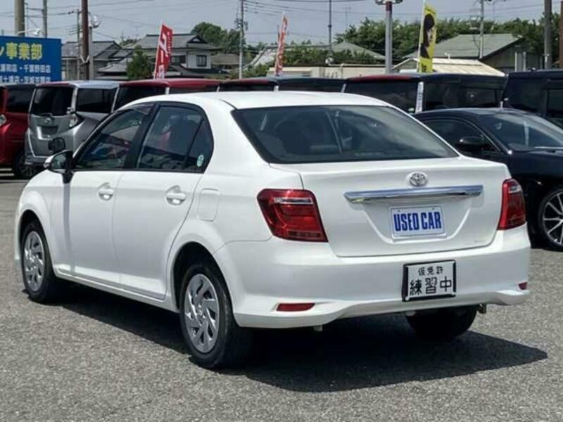 COROLLA AXIO