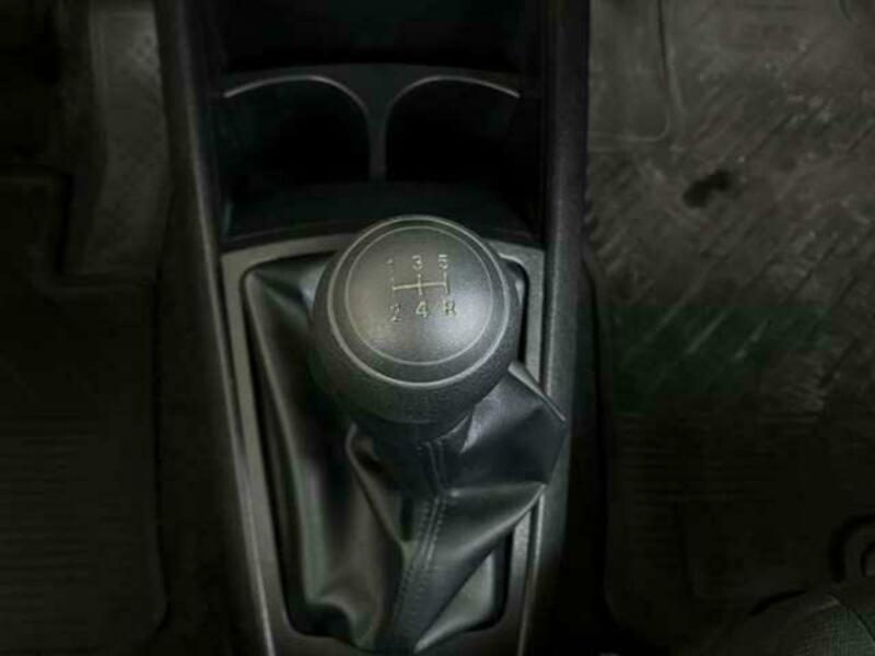 COROLLA AXIO