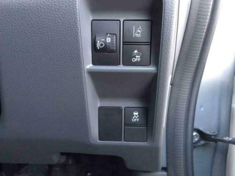 N-VAN