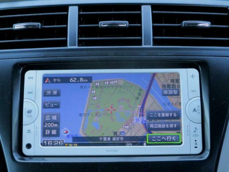 PRIUS ALPHA