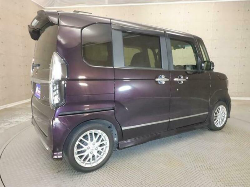 N BOX CUSTOM