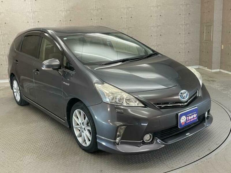 PRIUS ALPHA