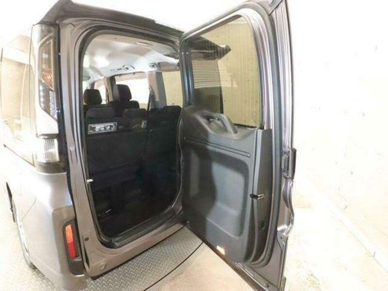 STEPWAGON SPADA