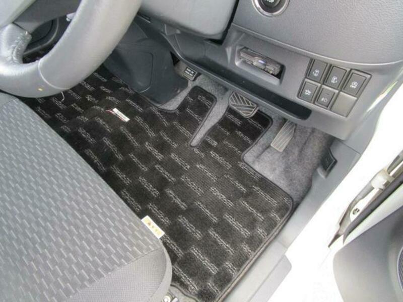 SPACIA CUSTOM