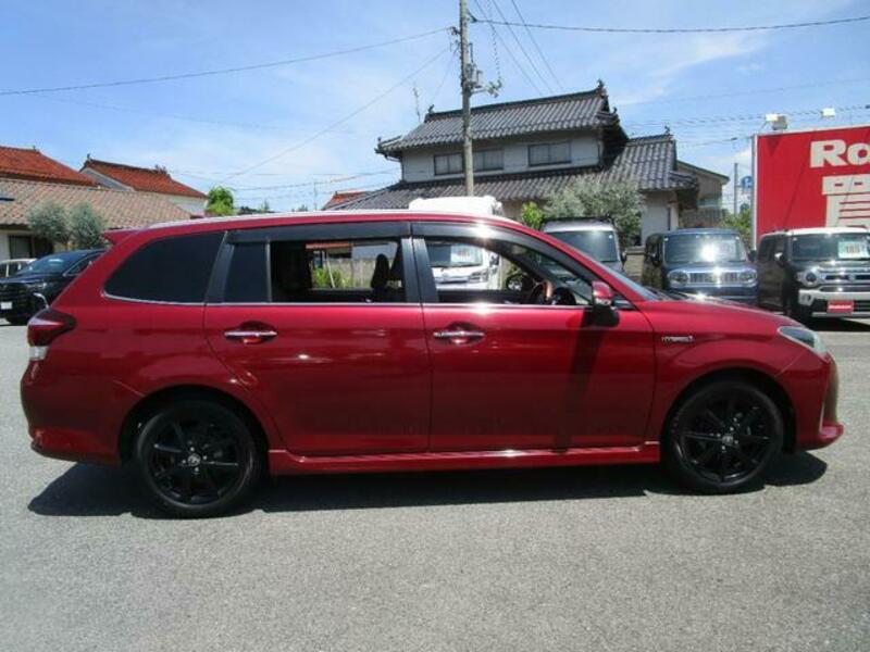 COROLLA FIELDER