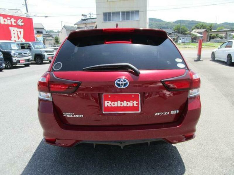 COROLLA FIELDER