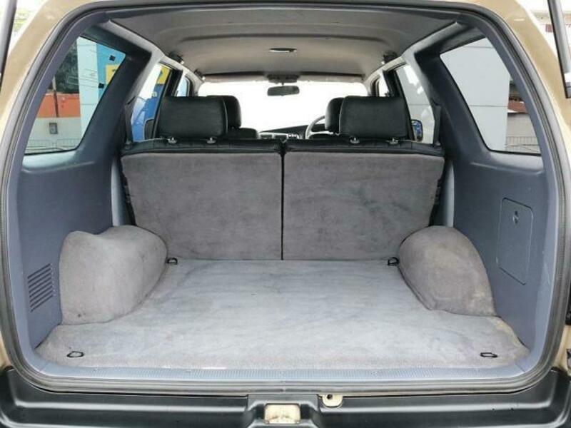 HILUX SURF