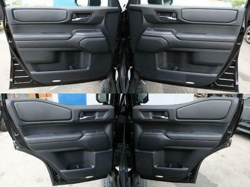 LAND CRUISER 250