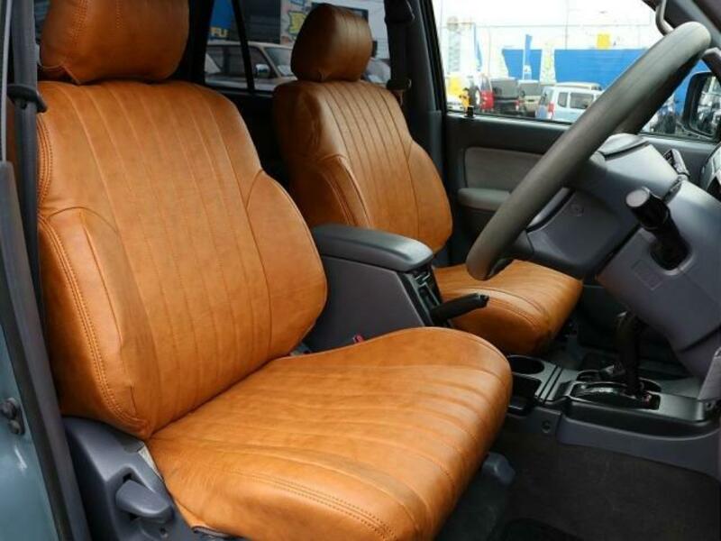 HILUX SURF