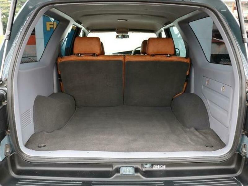 HILUX SURF