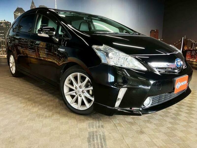 PRIUS ALPHA