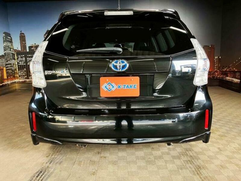 PRIUS ALPHA