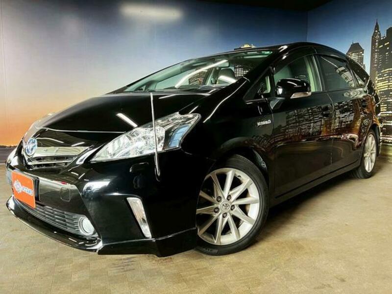 PRIUS ALPHA