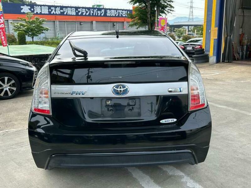 PRIUS PHV