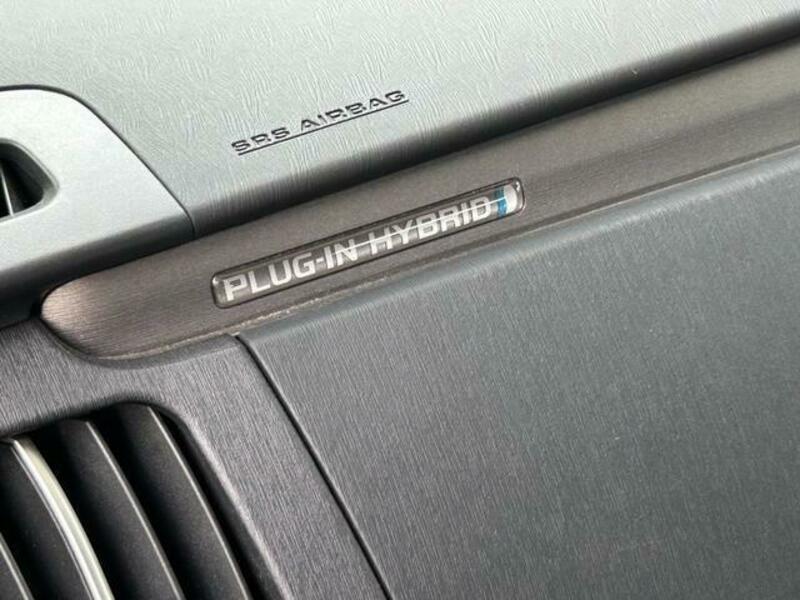 PRIUS PHV