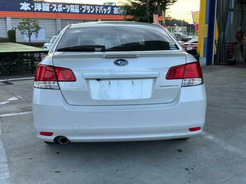 LEGACY B4
