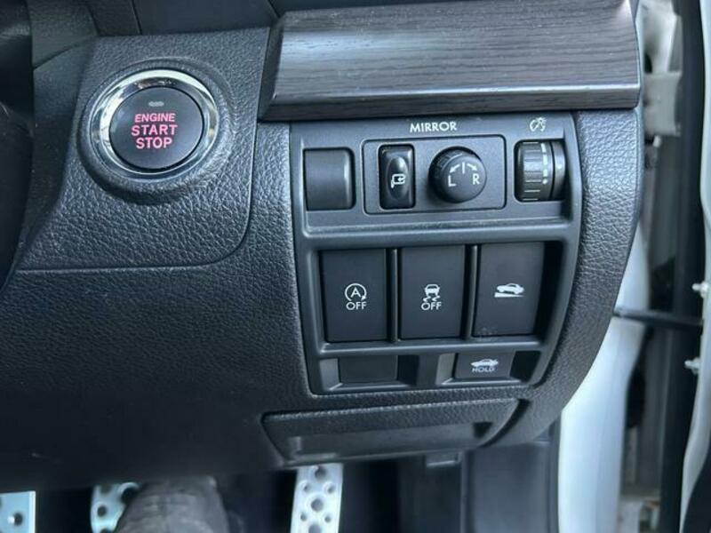 LEGACY B4