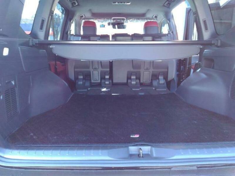 LAND CRUISER