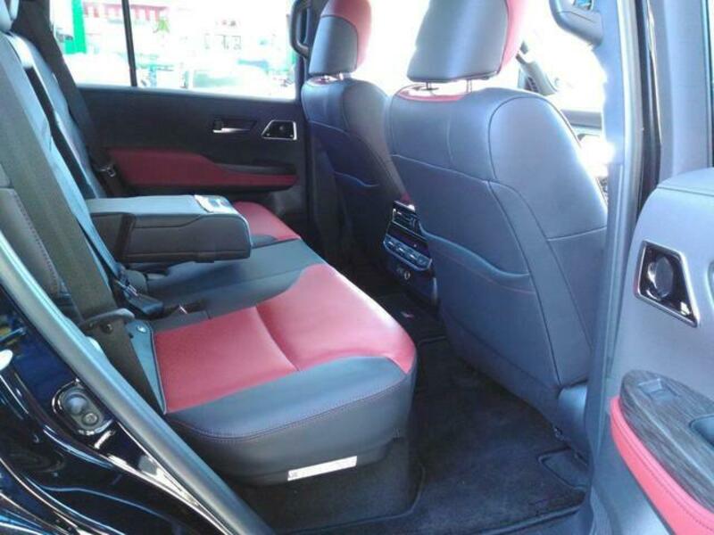 LAND CRUISER
