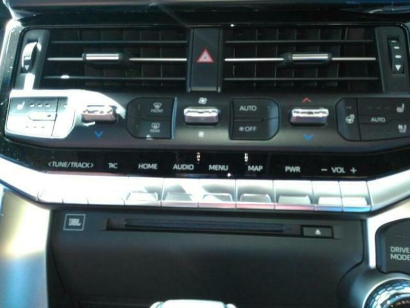 LAND CRUISER