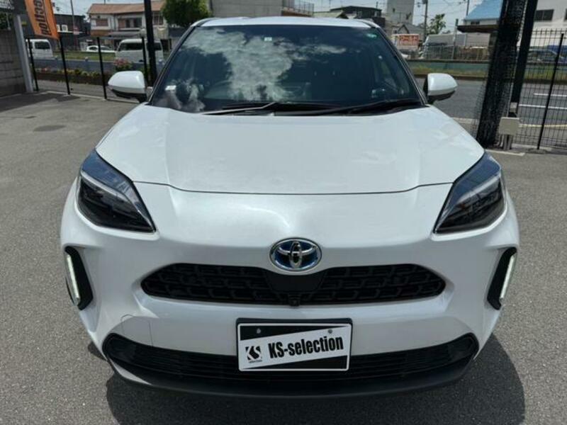 YARIS CROSS