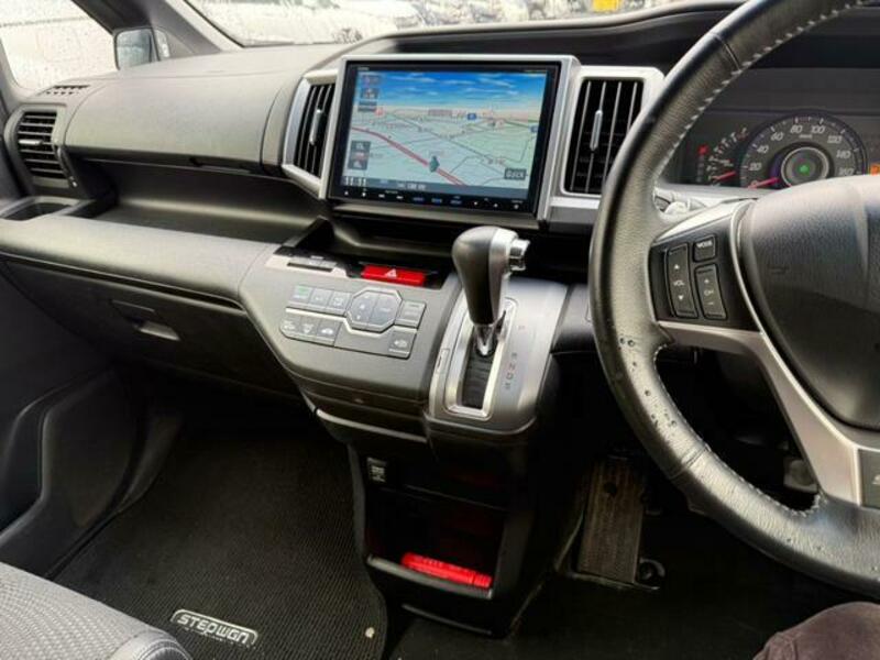 STEPWAGON SPADA